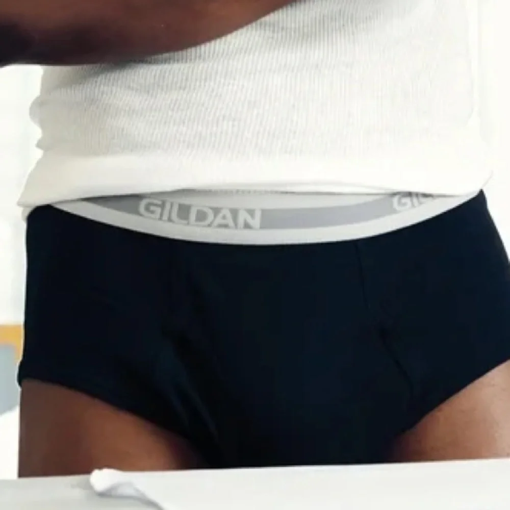 NWT 6-PK Gildan Hip Briefs 2XL